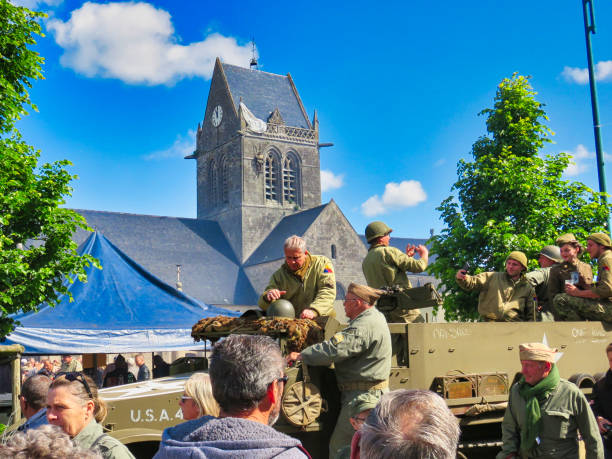 d-day erinnerung 75 geburtstag in der normandie, frankreich 2019. - panzerdivision stock-fotos und bilder