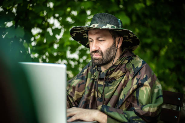 istock Preparation for hunting 1158580100