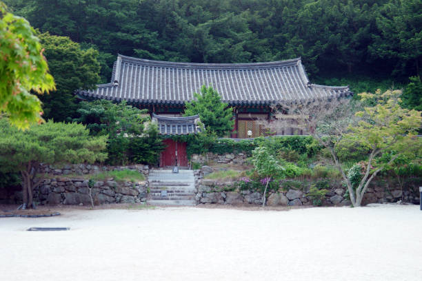 istock Borimsa Buddhist Temple, South Korea 1158584978