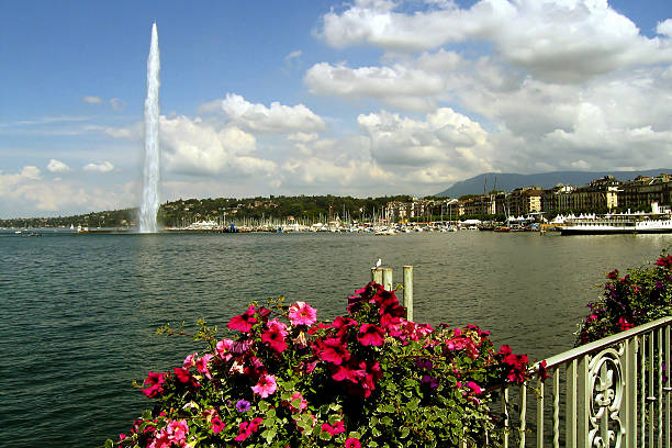 istock Jet d'Eau water on a lake 115859548