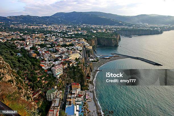 Sorrento Foto de stock y más banco de imágenes de Amalfi - Amalfi, Belleza, Capri