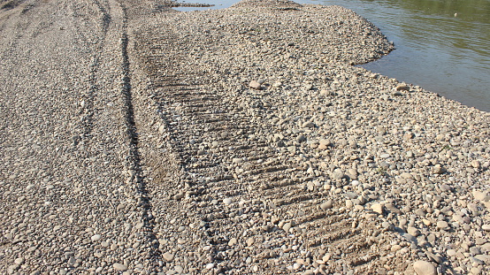 Image of crack on the concrete road surface.