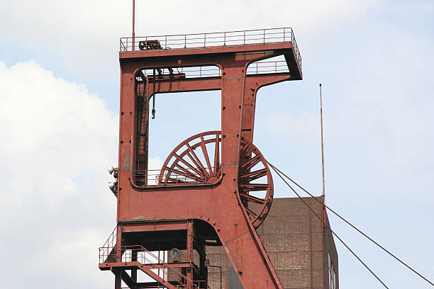 tige 1/2/8 de la mine de charbon de zollverein - built structure germany history 19th century style photos et images de collection