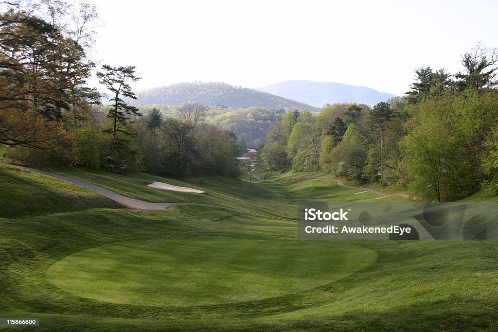 Campo de Golf en la montaña - Foto de stock de Agujero libre de derechos