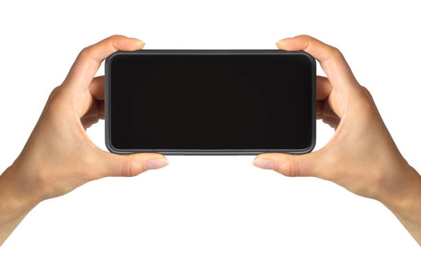 mano de mujer que muestra el teléfono inteligente negro, concepto de tomar fotos o selfie - mano fotos fotografías e imágenes de stock