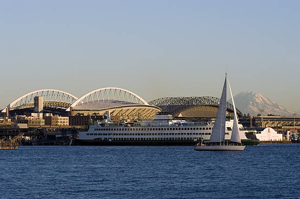 panorama di seattle - seattle map washington state harbor foto e immagini stock