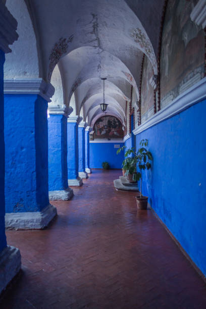 monasterio de santa catalina, arequipa, perú. - santa catalina monastery fotografías e imágenes de stock