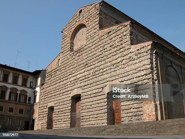 San Lorenzo Igreja Em Florence Itália - Fotografias de stock e mais imagens de Ambiente dramático - Ambiente dramático, Arte, Arte e Artesanato - Arte visual
