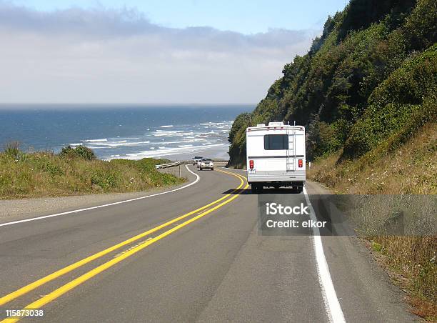 Foto de Scenic Road e mais fotos de stock de Carro - Carro, Trailer, Beleza