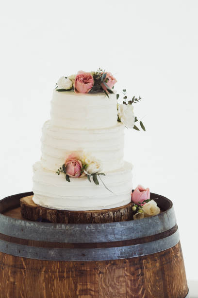 istock Country Style Wedding Cake on Barrel 1158734225