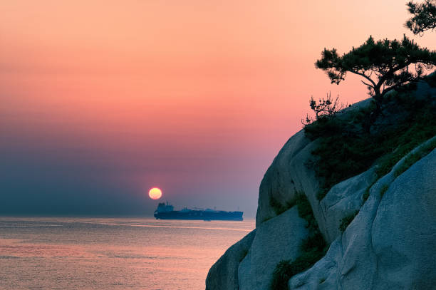 Sunrise at Ulsan Daewangam Park