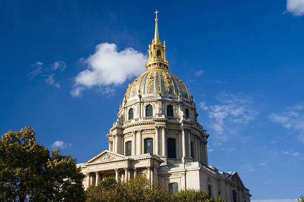 dome des invalides - imponent imagens e fotografias de stock