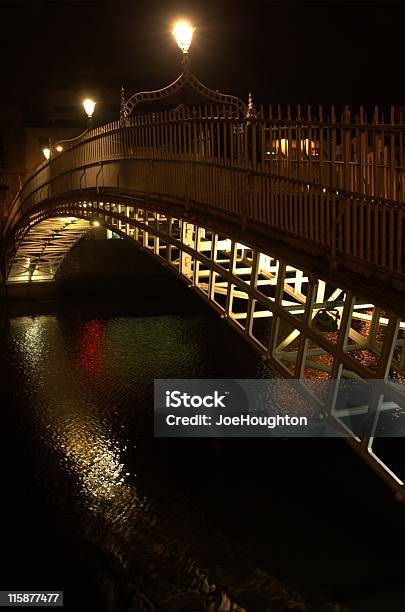 Photo libre de droit de Penny Bridge 2 banque d'images et plus d'images libres de droit de Dublin - République d'Irlande - Dublin - République d'Irlande, Capitales internationales, Clair de lune