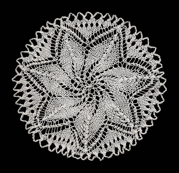tricot lace napperon - doily photos et images de collection