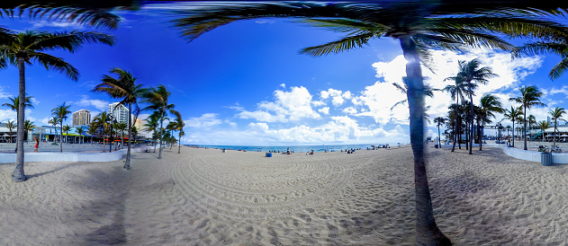360 degrees view of Fort Lauderdale shore on a sunny day. Southern Florida, USA