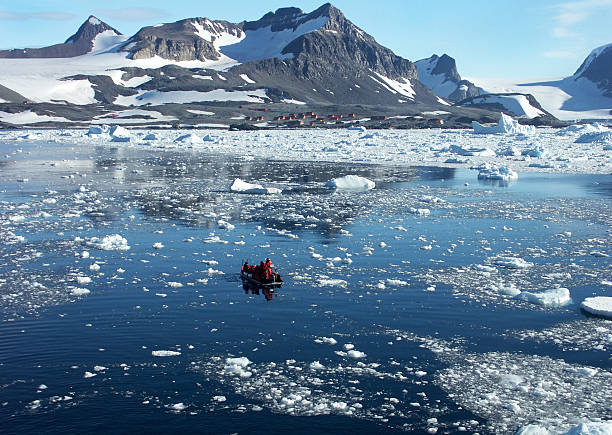 monde de glace - pôle sud photos et images de collection