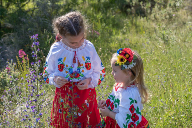 istock Sisters in Ukrainian national dress 1158812879