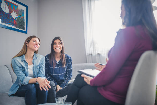 istock Counselling appointment at home 1158821016