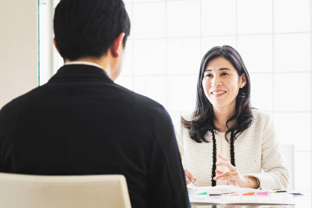 istock Stylist holding a consultation with customer 1158835351