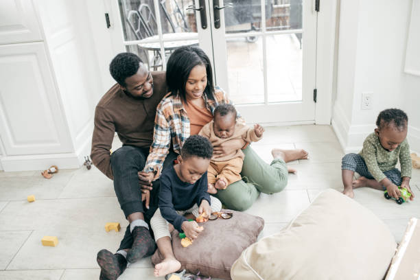 istock Authentic parenting and little kids 1158869577