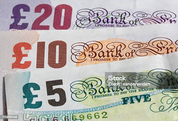 Drei Banknoten Stockfoto und mehr Bilder von Bildhintergrund - Bildhintergrund, Britische Währung, Farbbild
