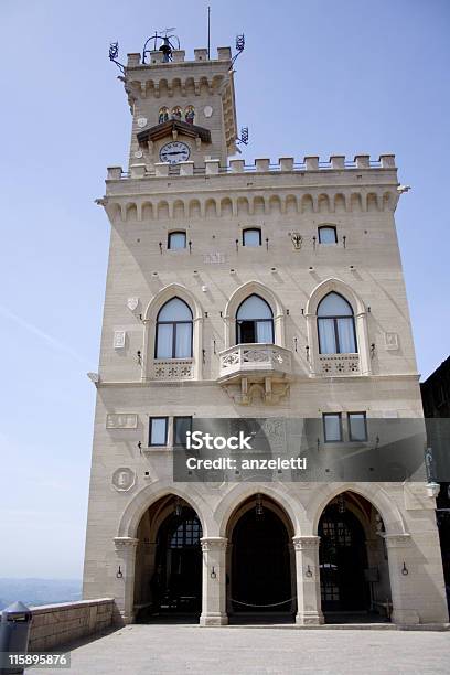 San Marino - Fotografie stock e altre immagini di Capitali internazionali - Capitali internazionali, Composizione verticale, Enclave