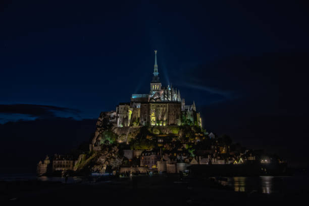 istock Night view of Mont Saint Michel. 1159007673