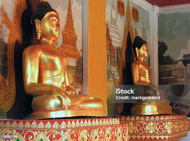 Buddhas Дой Cутхеп — стоковые фотографии и другие картинки Статуя - Статуя, Человеческое тело, Азия
