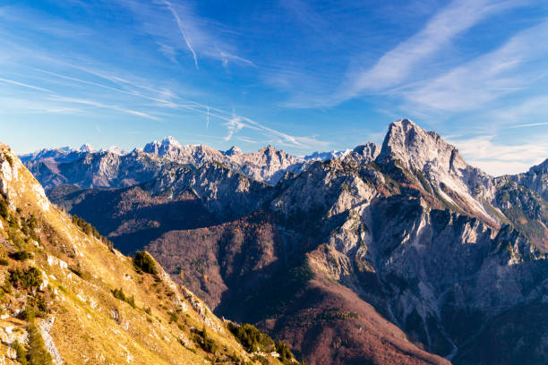 Berg In Den Italienischen Alpen 8 Buchstaben 2.300+ Fotos, Bilder und lizenzfreie Bilder zu Karnische Alpen Fotos