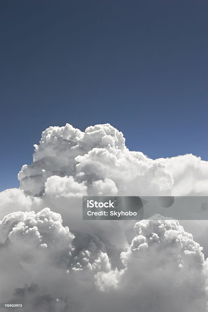 Imponente Cumulus - Foto de stock de Acima royalty-free
