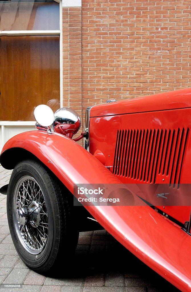 Rueda de coche clásico - Foto de stock de Anticuado libre de derechos