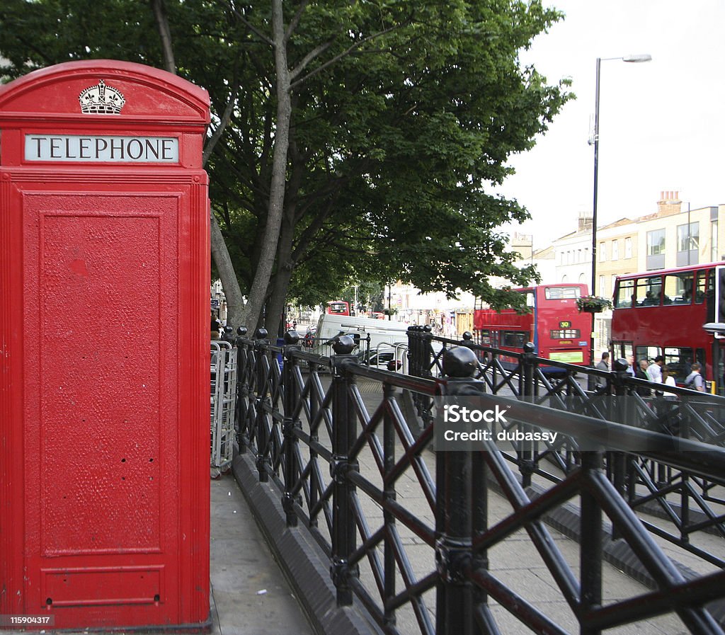 Rosso finestra di chiamata - Foto stock royalty-free di Islington