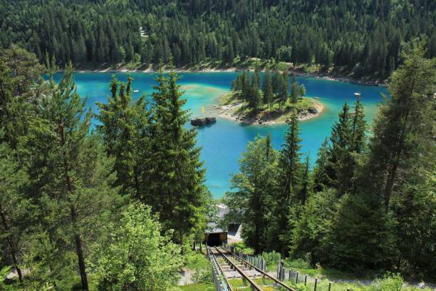 уникальное озеро каума, швейцария. - landscape laax graubunden canton switzerland стоковые фото и изображения