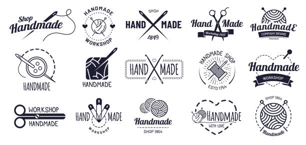 handgemachte abzeichen. hipster handwerk abzeichen, vintage-workshop-etiketten und handarbeit logo vektor-illustration-set - homemade stock-grafiken, -clipart, -cartoons und -symbole