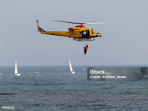 Mar De Resgate - Fotografias de stock e mais imagens de Resgate - Resgate, Helicóptero, Mar