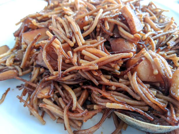 istock Traditional Spanish noodles with seafood 1159058543