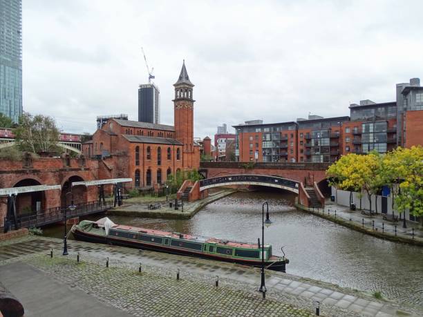 istock Bridgewater Canal, Manchester, England 1159066079