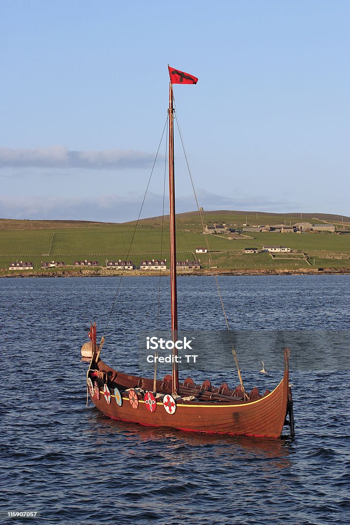 Vikingboat - Foto stock royalty-free di Ambientazione esterna