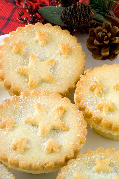 istock Christmas mince pies close up 115907376