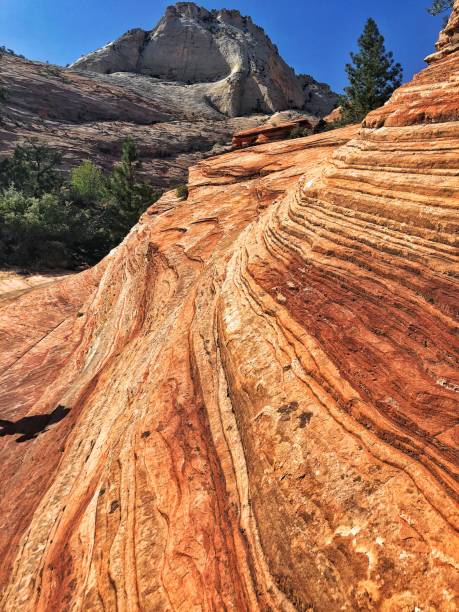rock formations - rock strata natural pattern abstract scenics imagens e fotografias de stock