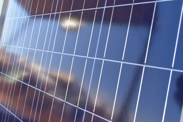 solarpanel. alternative energiequelle, konzept der nachhaltigen ressourcen, erzeugung von ökostrom. sonnenstromsysteme. - solar panel solar power station sun solar energy stock-fotos und bilder