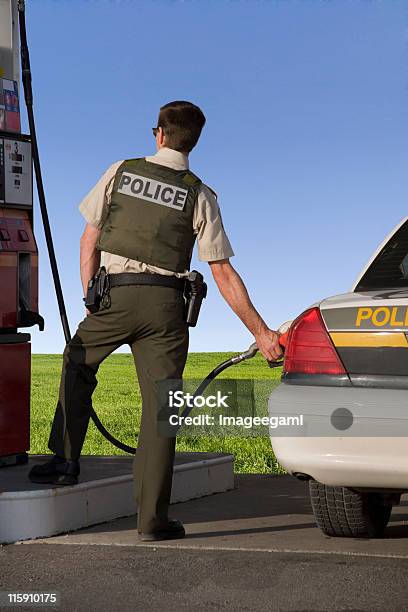 Grüne Energie Stockfoto und mehr Bilder von Polizei - Polizei, Tankstelle, Benzin