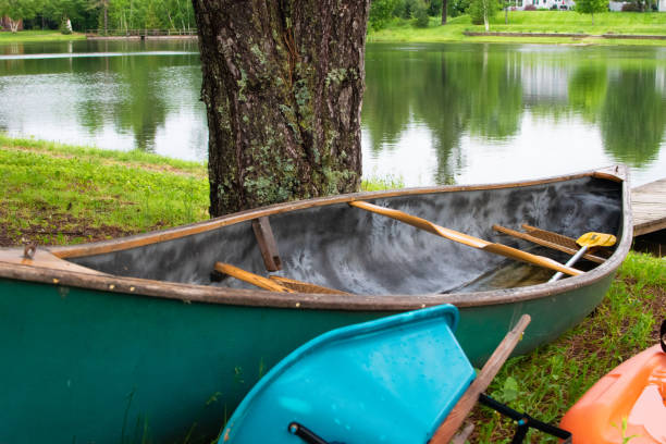 istock canoe by the lake 1159103469