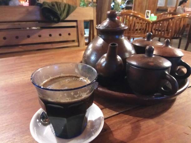 istock Joss Traditional Coffee & Jasmine Poci Tea 1159107040