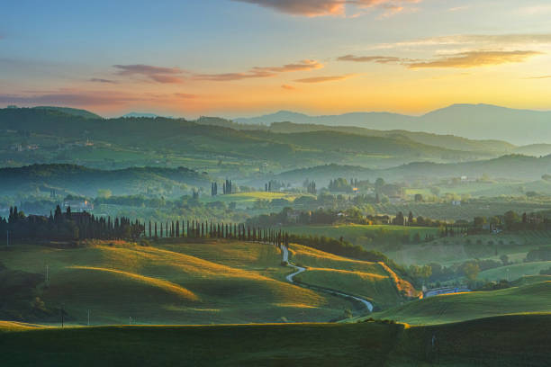 Landscape in Crete Senesi - Tuscany, Italy Italian scenery crete senesi stock pictures, royalty-free photos & images