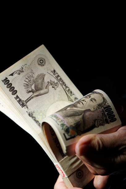 istock Japanese yen banknotes 1159143998