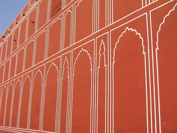 istock Red Wall in Pink City, Jaipur, India 115915860