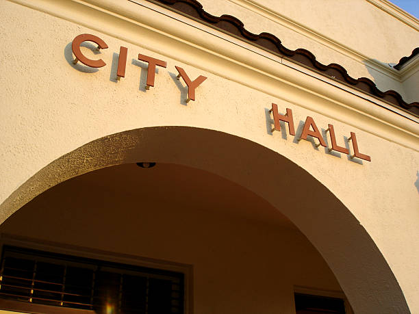 istock Southern City Hall Building 115916054