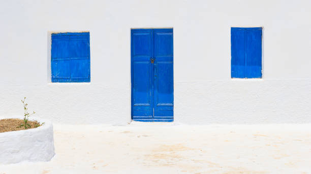 Le vecchie finestre - foto stock