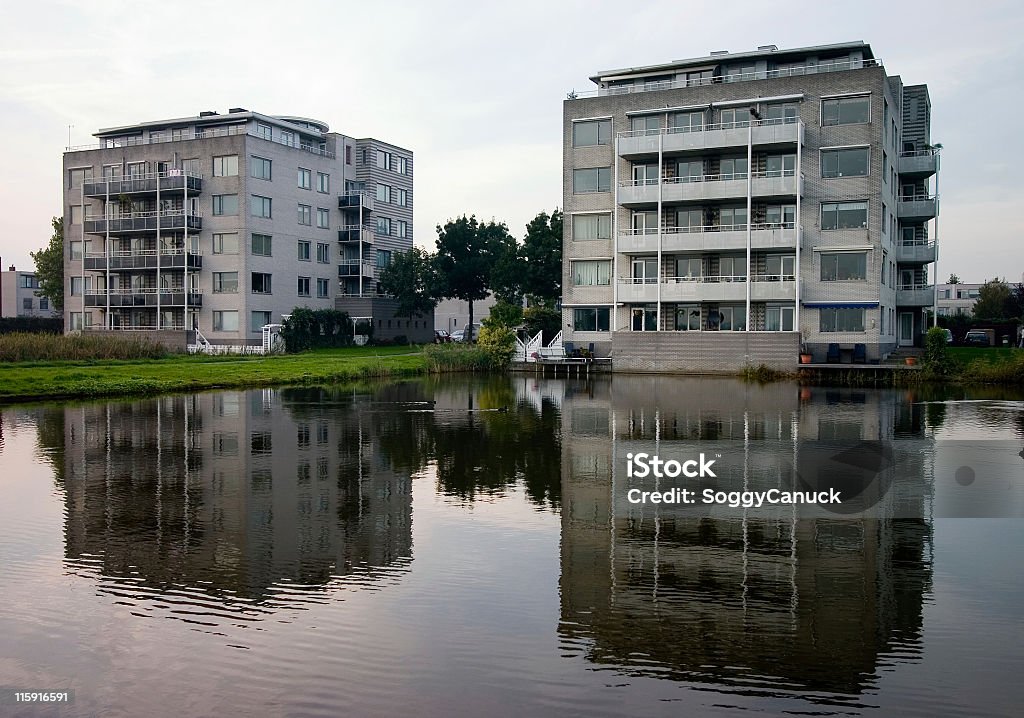 Apartamento de reflejos - Foto de stock de Agua libre de derechos